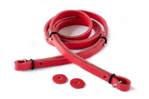 Adjustable lenght red leather camera strap
